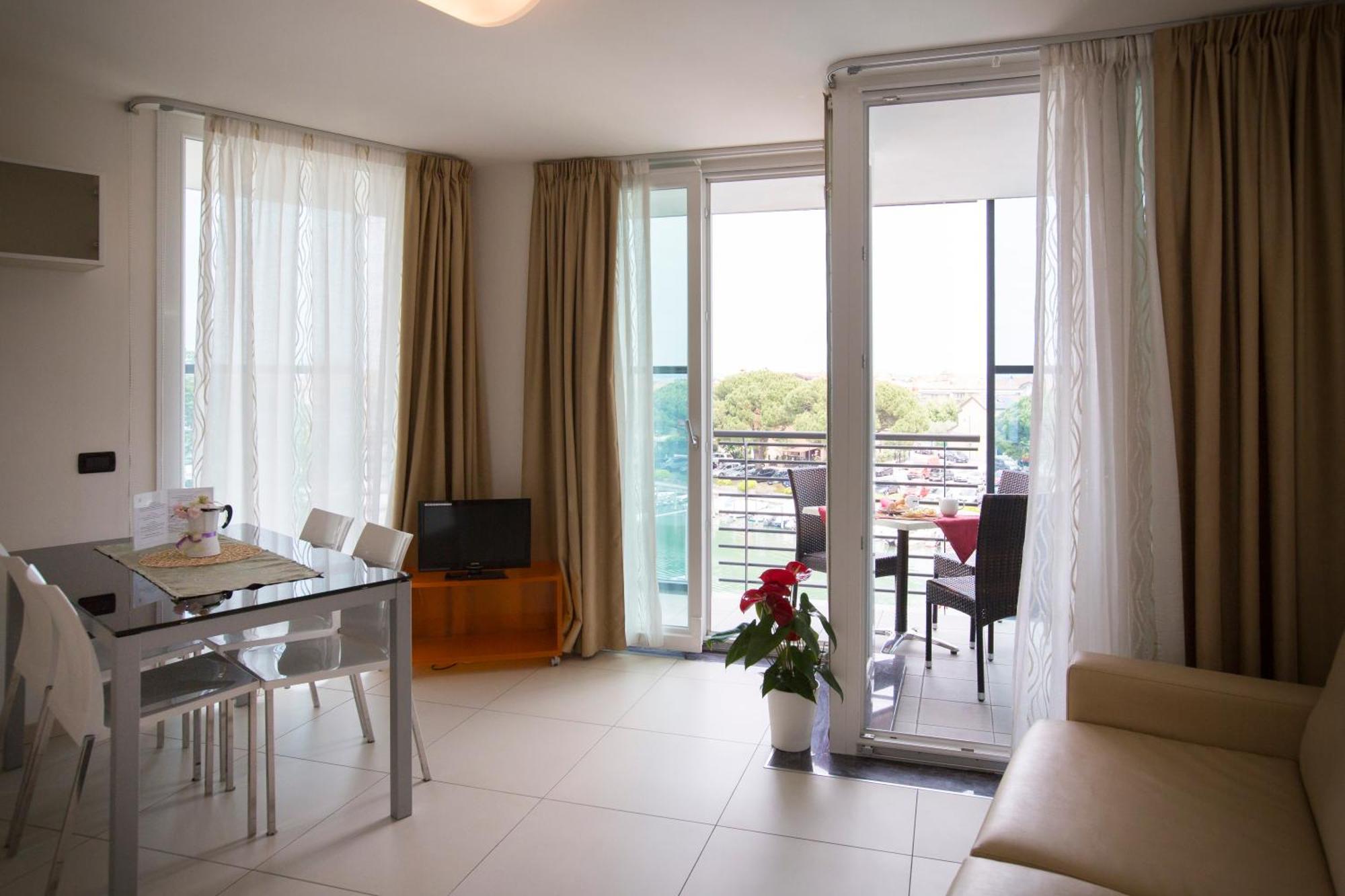 Residence Aprilia Grado Zewnętrze zdjęcie